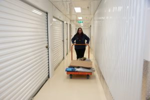 The benefits of using a storage facility for business inventory and equipment
